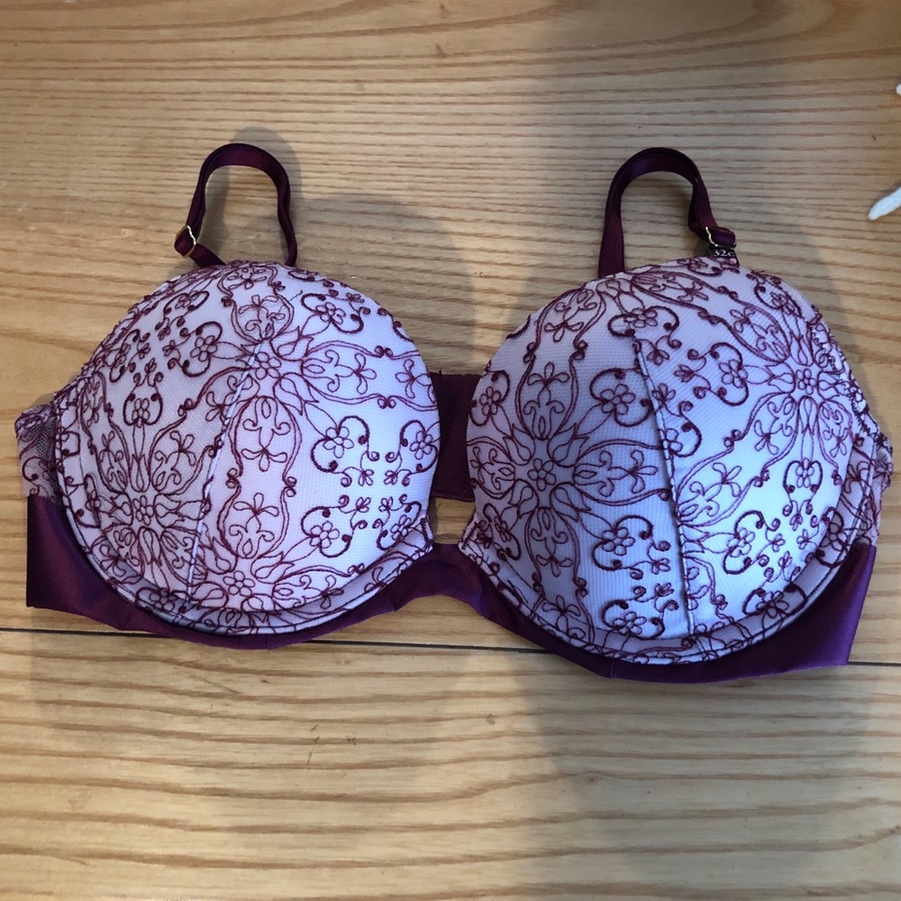 VICTORIA SECRET VERY SEXY PUSH UP BRA🤩